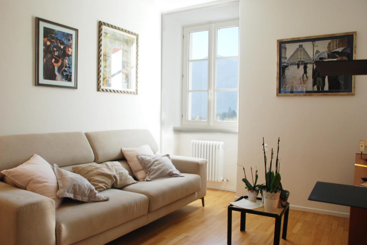 Downtown Castleview Apartment *
