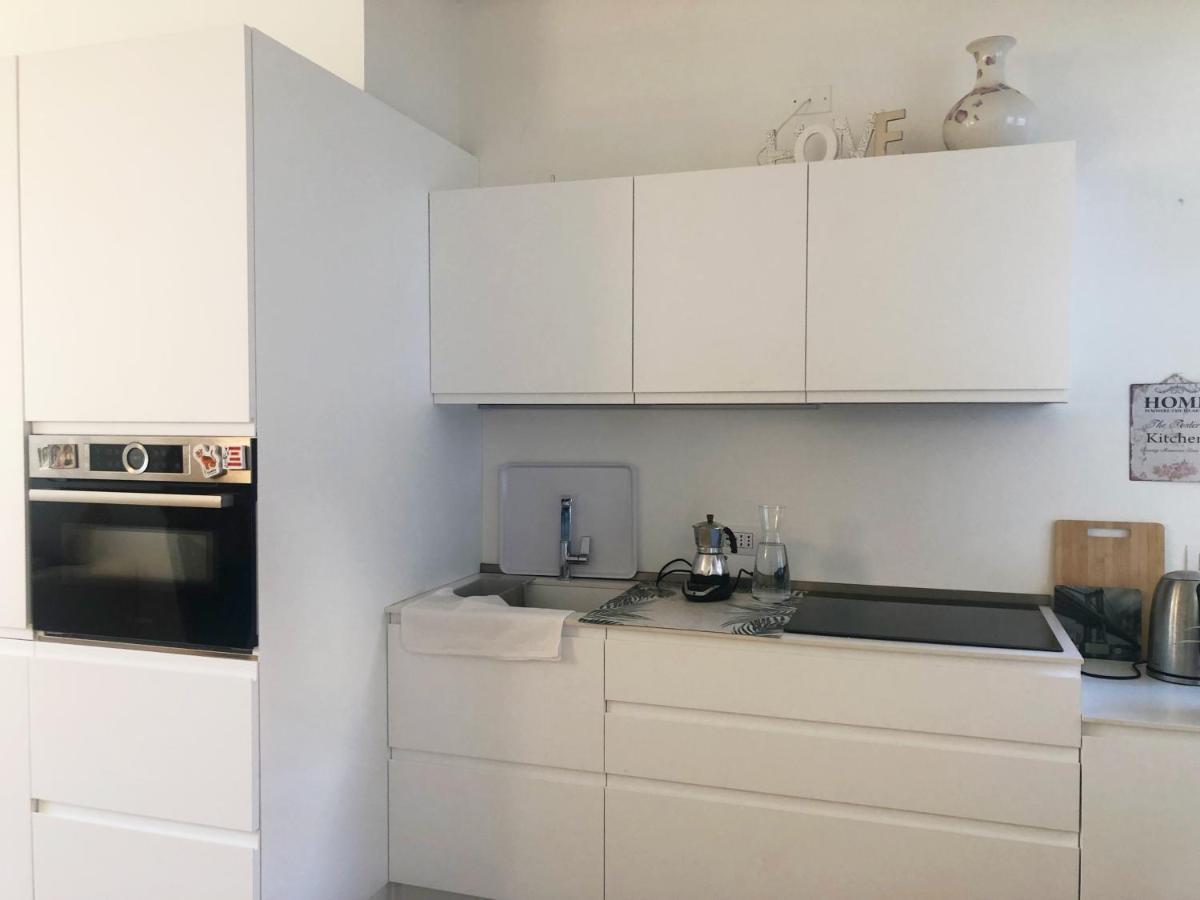 Downtown Castleview Apartment
